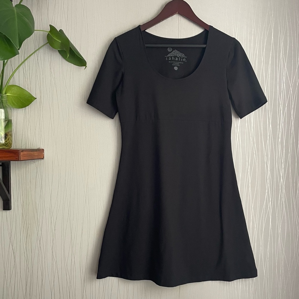 Sahalie Dress Black Mini Babydoll Size Small